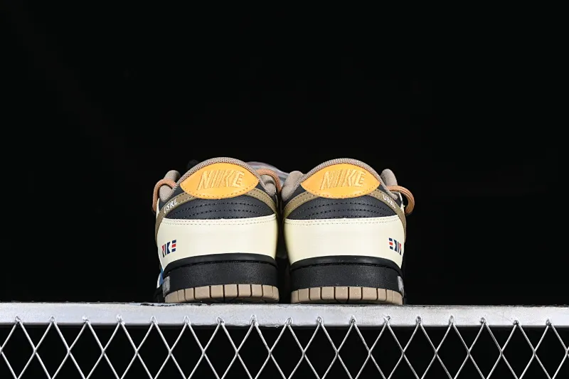 All Categories Nk SB Dunk Series Nk SB Dunk Low Low-top sneakers Nk Dunk Low Panda Prank-Retro Street Red Blue Brown Medieval Star SB strap low-top casual sneakers DJ6188-200